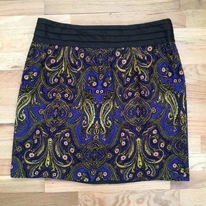 Beautiful corduroy baroque pattern skirt